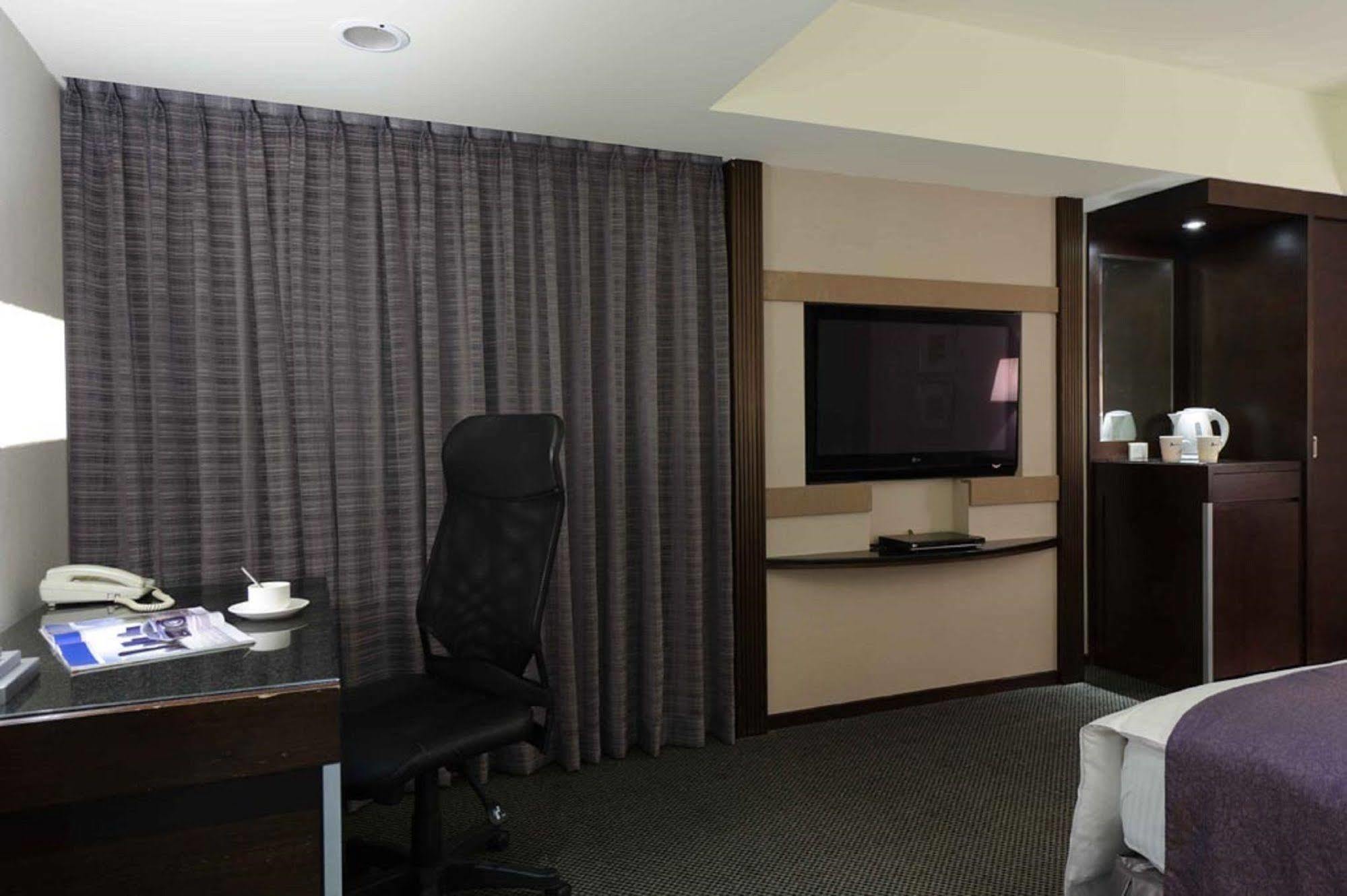 K Hotel - Yunghe Юнхэ Экстерьер фото